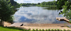 Namelis po beržais, Marijampole